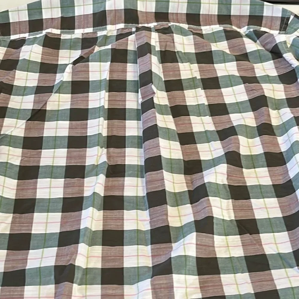 COPY - Johnnie-O Hangin Out Long Sleeve Button Up Sz. XXL